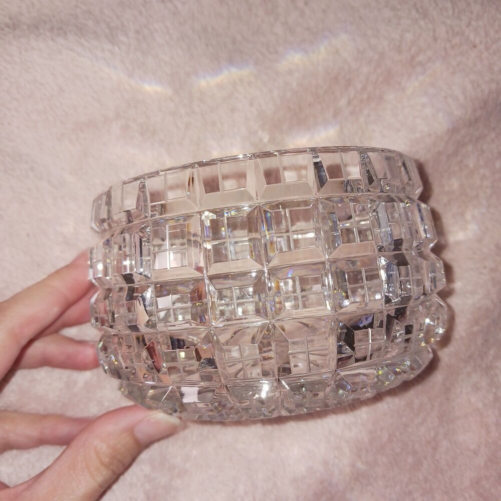 Hand Made Cut Crystal Glass Bowl 4.5" × 3" Contemporary Olive Nuts Condiments Ca